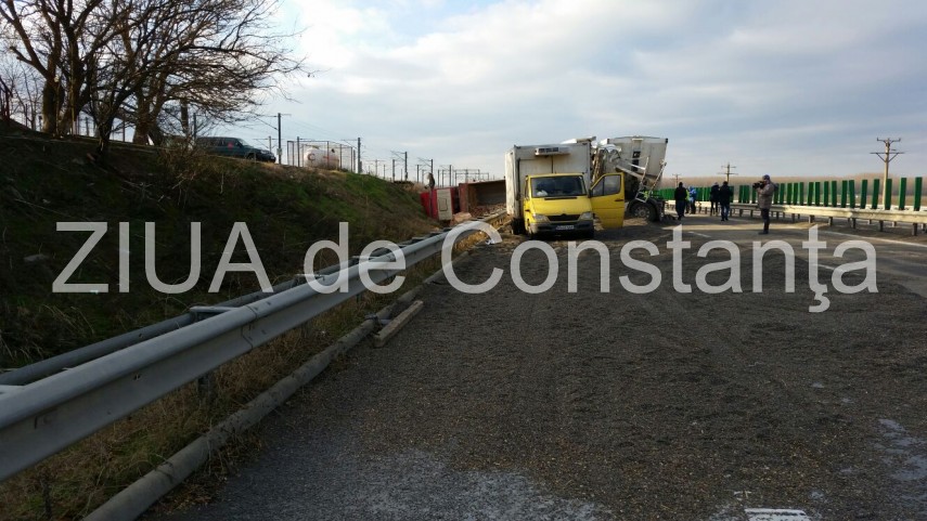 fotoreportaj tragedie rutiera pe autostrada soarelui imagini cu un puternic impact emotional 618081 fotoreportaj tragedie rutiera pe autostrada soarelui imagini cu un puternic impact emotional 618081