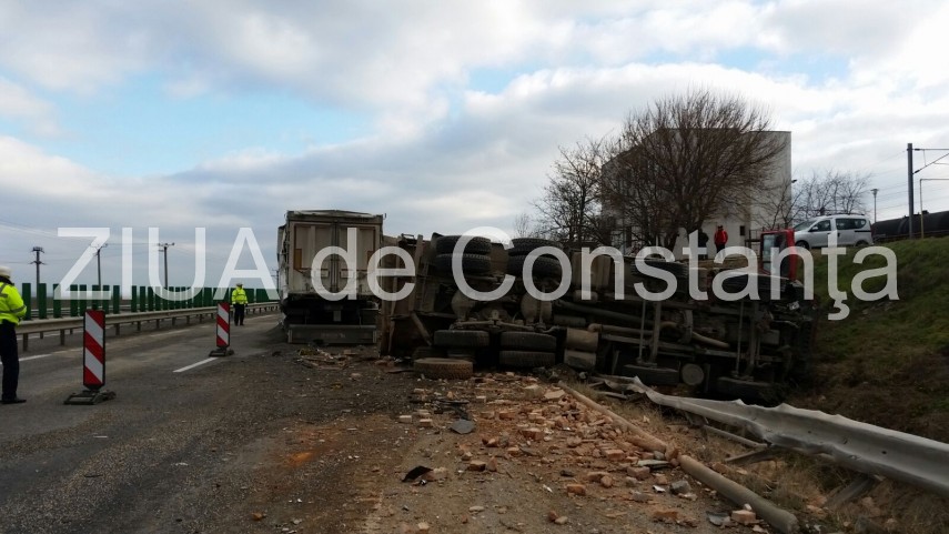 fotoreportaj tragedie rutiera pe autostrada soarelui imagini cu un puternic impact emotional 618081 fotoreportaj tragedie rutiera pe autostrada soarelui imagini cu un puternic impact emotional 618081