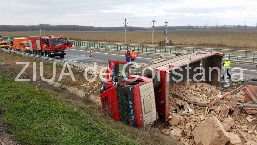 fotoreportaj tragedie rutiera pe autostrada soarelui imagini cu un puternic impact emotional 618081 fotoreportaj tragedie rutiera pe autostrada soarelui imagini cu un puternic impact emotional 618081