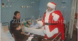 Vremea colindelor Asociaţia „Suflete Deschise” şi Arimex Comexim 2000 SRL împart copiilor zâmbete şi daruri (galerie foto)