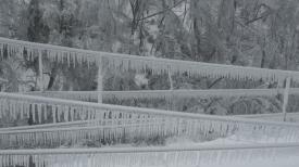 Numărul locuitorilor fără energie electrică, continuă să crească. 95 de localități afectate - situatie ora 12.00  