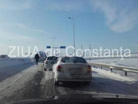 UPDATE 5. Autostrăzile A2 și A4 rămân închise Situația traficului rutier pe raza județului Constanța. Ce drumuri sunt deschise la această oră (video)   