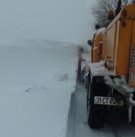 Persoanele înzăpezite la granița cu Bulgaria, la Negru Vodă, salvate după o misiune dificilă