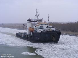  Constanța. Dunărea plină de sloiuri. Navigație blocată. De când nu a mai intervenit remorcherul Perseus să spargă gheața 