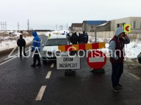 UPDATE 1. Trafic blocat la Lumina! Oamenii din apropiere vor să ajungă acasă și fac scandal (galerie foto)  