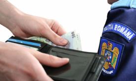 DGA Un polițist a refuzat 2.000 lei mită