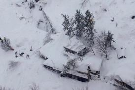 MAE Trei cetățeni români, în hotelul lovit de avalanșă în Italia