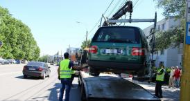 Sondaj de opinie Sunteţi de acord cu reintroducerea serviciului privind ridicarea automobilelor parcate neregulamentar?