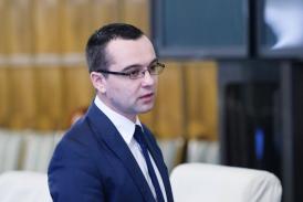Ministrul Consultării Publice şi Dialogului Social, Gabriel Petrea, mesaj pentru studenții români din Regatul Unit