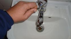 Avarie masivă ENEL! Ce localități nu au nici la această oră apă potabilă!