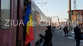 Pentru a călători gratuit, studenţii trebuie să aibă şi... bilet