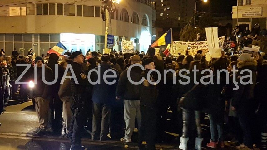 constanta este din nou in strada 622343 constanta este din nou in strada 622343