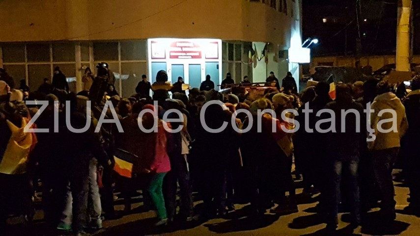 constanta este din nou in strada 622343 constanta este din nou in strada 622343