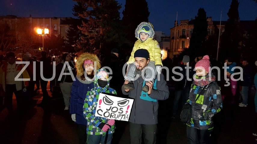 constanta este din nou in strada 622343 constanta este din nou in strada 622343