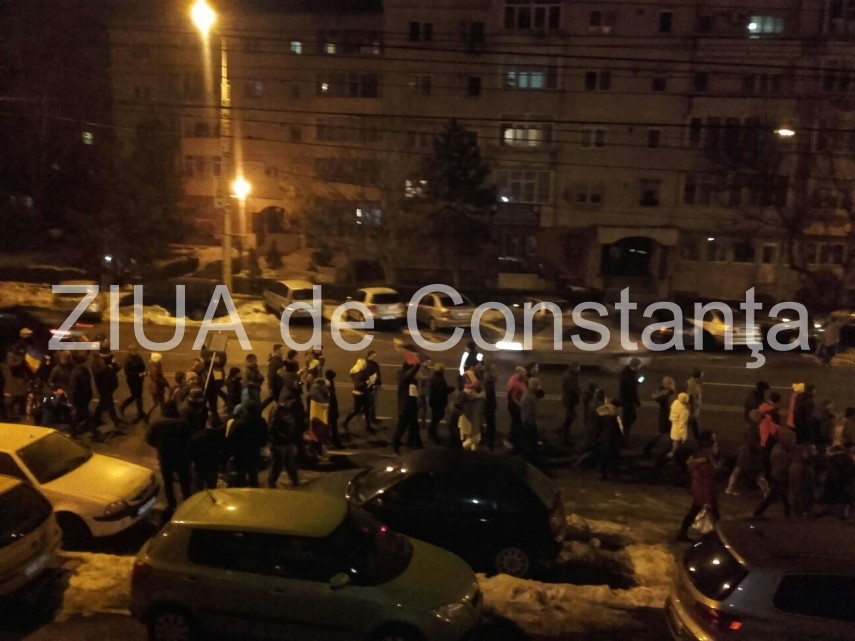 constantenii se strang din nou la prefectura 622455