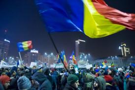 UPDATE 5. Protest București A treia zi de proteste. 80.000 de oameni au blocat Piața Victoriei       