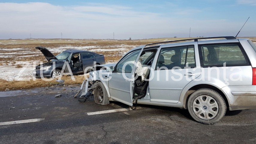 accident rutier langa harsova medici deplasati la fata locului 622658 accident rutier langa harsova medici deplasati la fata locului 622658