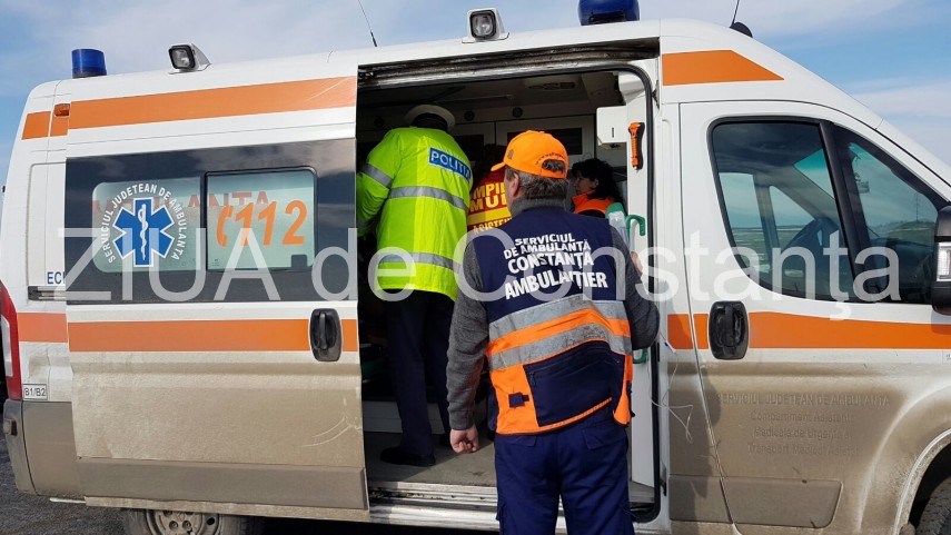 accident rutier langa harsova medici deplasati la fata locului 622658 accident rutier langa harsova medici deplasati la fata locului 622658