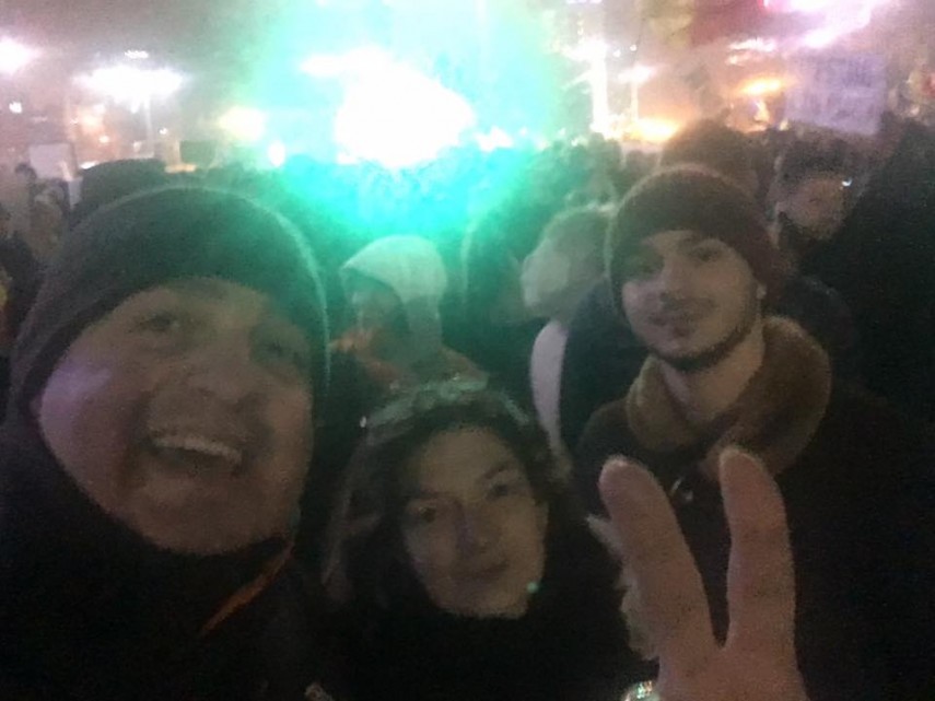 iulian groposila printre protestatarii din bucuresti 622792 iulian groposila printre protestatarii din bucuresti 622792