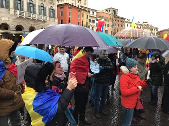 un constantean a protestat alaturi de 200 de romani la verona galerie foto 622757 un constantean a protestat alaturi de 200 de romani la verona galerie foto 622757