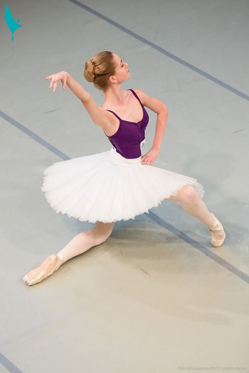 dupa 20 de ani romania se incununeaza cu lauri la prix de lausanne dupa modelul d artagnan galerie foto dupa 20 de ani romania se incununeaza cu lauri la prix de lausanne dupa modelul d artagnan galerie foto