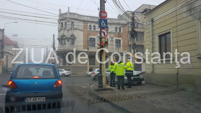 accident rutier la teatrul de stat din constanta 622956 accident rutier la teatrul de stat din constanta 622956