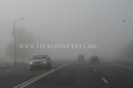 Atenție, șoferi! Cod galben de ceață și vizibilitate redusă în trei județe