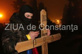 Constanta. Proteste, cu tricolorul și crucea, în ziua a șaptea. Imagini de colecție (fotoreportaj)  