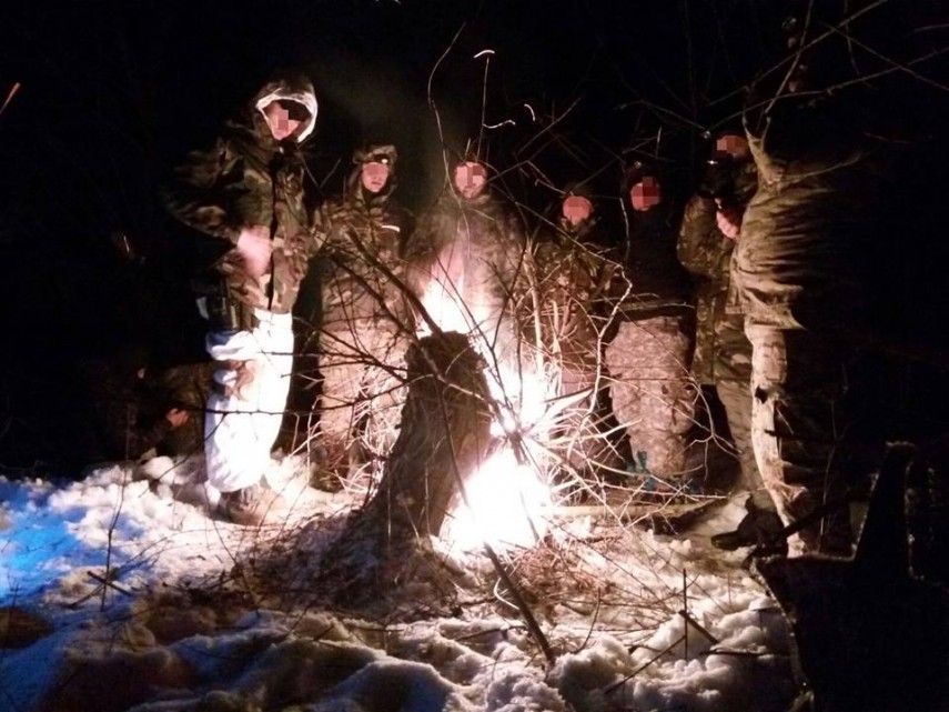 imagini desprinse parca din filme cum se antreneaza militarii de la fortele navale pentru operatii speciale imagini desprinse parca din filme cum se antreneaza militarii de la fortele navale pentru operatii speciale