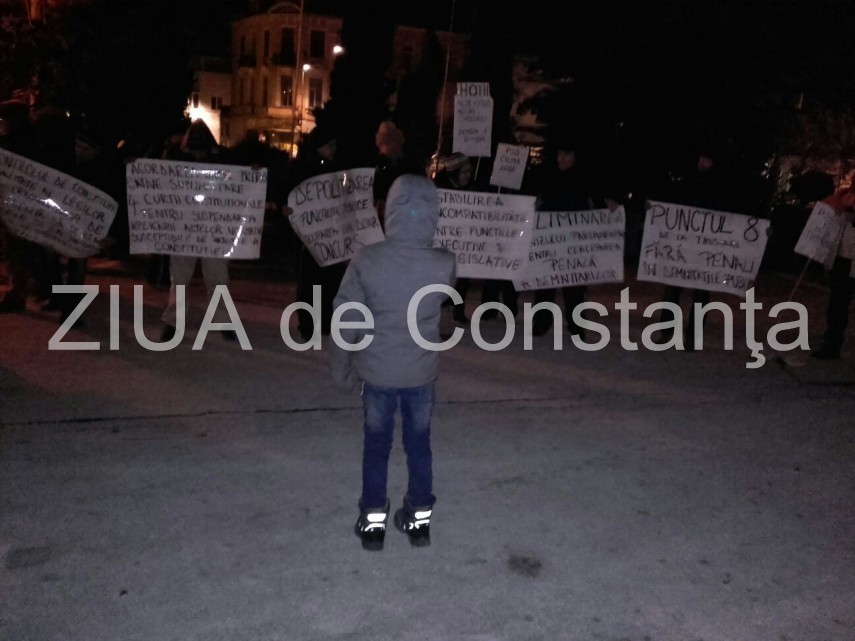 ziua11 continua protestele la constanta 623295 ziua11 continua protestele la constanta 623295