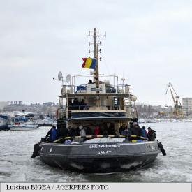 Tulcea Navele maritime blocate aproape o lună pe brațul Chilia se îndreaptă spre Marea Neagră