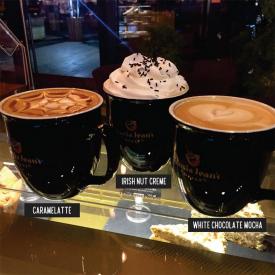 Cronici pe bune Gloria Jean’s Coffees Constanţa, cafeneaua care înghesuie, la propriu, o tradiţie de zeci de ani (galerie foto)  