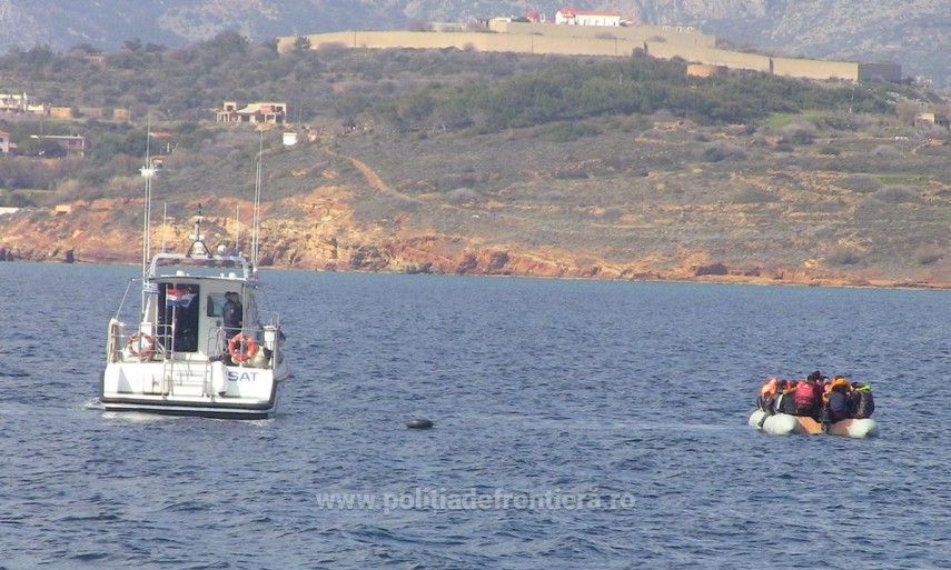 politistii de frontiera din cadrul garzii de coasta au salvat 79 de persoane pe marea egee galerie foto politistii de frontiera din cadrul garzii de coasta au salvat 79 de persoane pe marea egee galerie foto