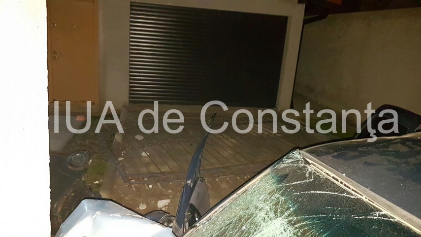 accident rutier cu doua persoane incarcerate la albesti 625468 accident rutier cu doua persoane incarcerate la albesti 625468