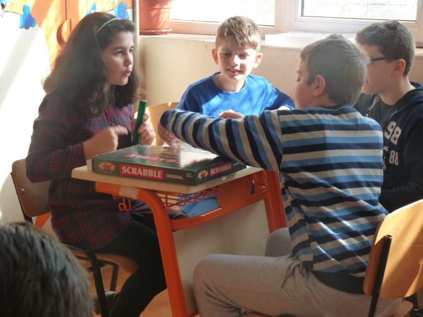 club de scrabble organizat la scoala 16 din constanta se descopera noi campioni la concursurile viitoare club de scrabble organizat la scoala 16 din constanta se descopera noi campioni la concursurile viitoare