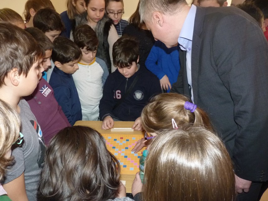 club de scrabble organizat la scoala 16 din constanta se descopera noi campioni la concursurile viitoare club de scrabble organizat la scoala 16 din constanta se descopera noi campioni la concursurile viitoare