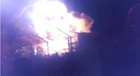 Incendiu la Filipeştii de Pădure-Prahova. Explozie formidabilă. Numai în filme vezi aşa ceva (video) 