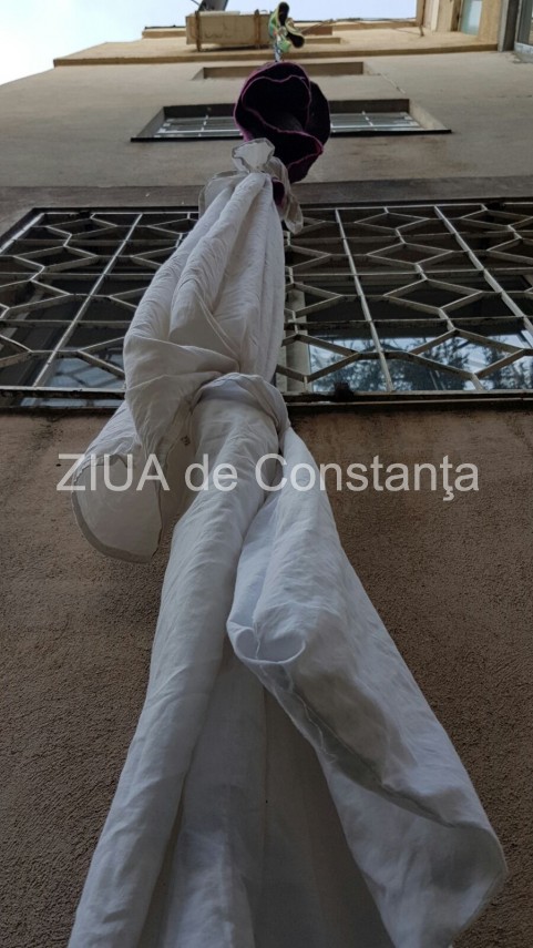 constanta ce poti face din cearceafuri paturi si curele fotoreportaj 625870 constanta ce poti face din cearceafuri paturi si curele fotoreportaj 625870