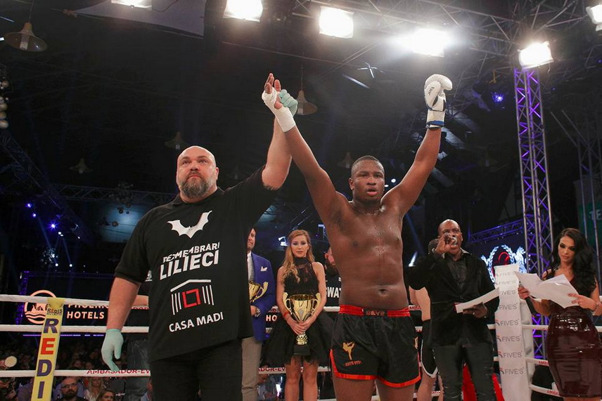 victorie si pentru eduard chelariu la superkombat dumitru topai si a facut ko adversarul in prima repriza victorie si pentru eduard chelariu la superkombat dumitru topai si a facut ko adversarul in prima repriza