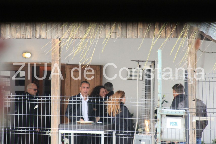 momente triste dumitrache economu patronul lantului de cafenele filicori condus pe ultimul drum galerie momente triste dumitrache economu patronul lantului de cafenele filicori condus pe ultimul drum galerie