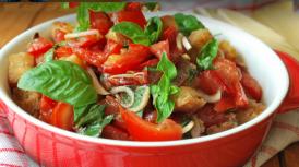 Salata Panzanella (salata de rosii si paine)