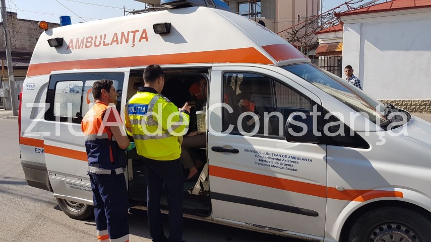 ciocnire intre un volvo si un lexus in piata chiliei din constanta lexus cu rotile in sus in intersectie ciocnire intre un volvo si un lexus in piata chiliei din constanta lexus cu rotile in sus in intersectie