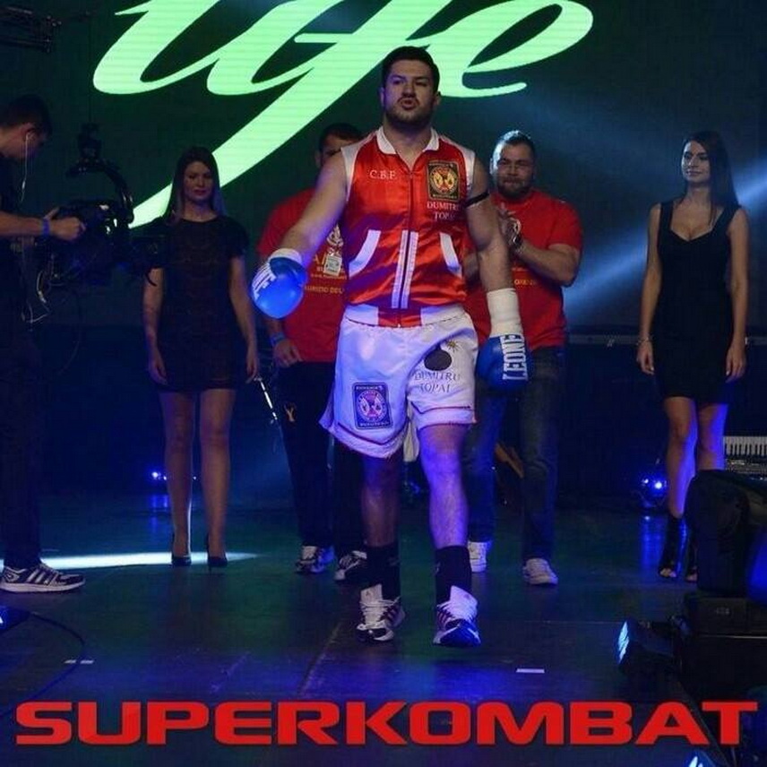 luptatorul superkombat dumitru bomberman topai s a casatorit lupta cu burlacia ai pierdut o prin ko galerie luptatorul superkombat dumitru bomberman topai s a casatorit lupta cu burlacia ai pierdut o prin ko galerie