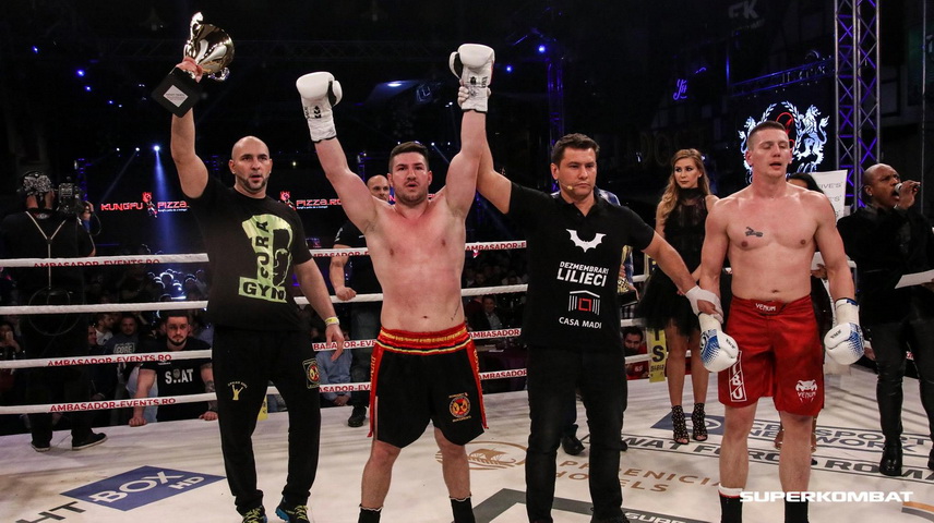 luptatorul superkombat dumitru bomberman topai s a casatorit lupta cu burlacia ai pierdut o prin ko galerie luptatorul superkombat dumitru bomberman topai s a casatorit lupta cu burlacia ai pierdut o prin ko galerie