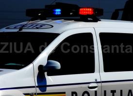 Pericol de explozie! O cisternă încărcată cu substanţă periculoasă s-a răsturnat pe Dn1