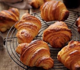 Croissants cu aluat foietaj de casa