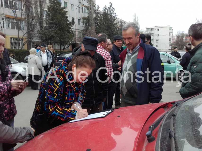 un nou protest in tomis 3 in zona in care va fi relocata biserica izvorul tamaduirii 627992 un nou protest in tomis 3 in zona in care va fi relocata biserica izvorul tamaduirii 627992