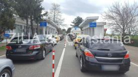 Zeci de constănţeni îşi vor petrece sărbătorile de Paşte în Bulgaria. Aglomerație la frontieră! (galerie foto)