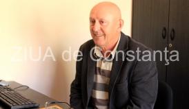 Gheorghe Ungureanu, directorul Casei de Cultură a Sindicatelor Constanţa, dă de băut 