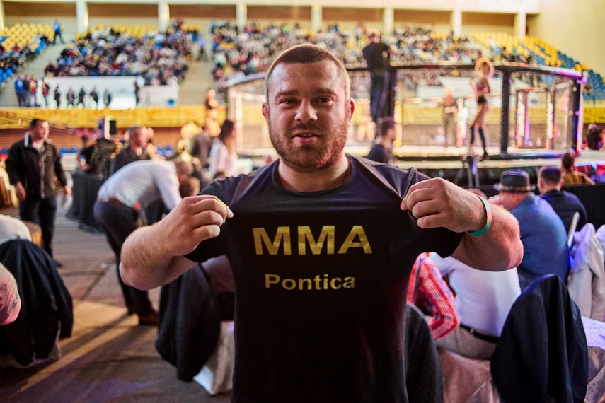 luptator la cs pontica catalin casaru l a invins pe adrian grec si a cucerit din nou centura rxf galerie luptator la cs pontica catalin casaru l a invins pe adrian grec si a cucerit din nou centura rxf galerie